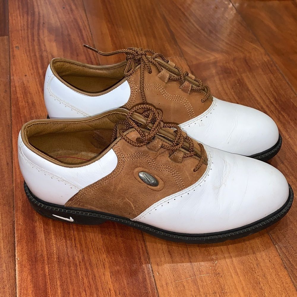 Women’s Nike White and Brown leather Golf Shoes size 7